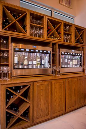 Turn Key Restaurant/Bar Business For Sale
