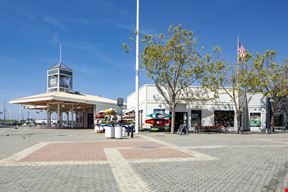 Jack London Square - Water Street 1