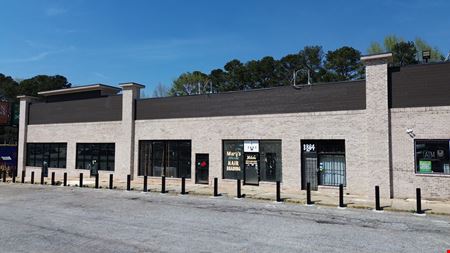 3850 Glenwood Rd | Multi-Tenant Retail Strip | Decatur, GA