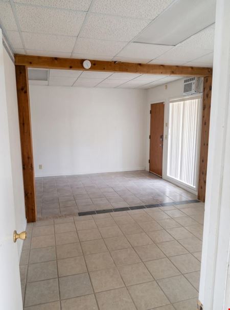 Office + Garage Flex Space – 600 SF – Ocala, FL