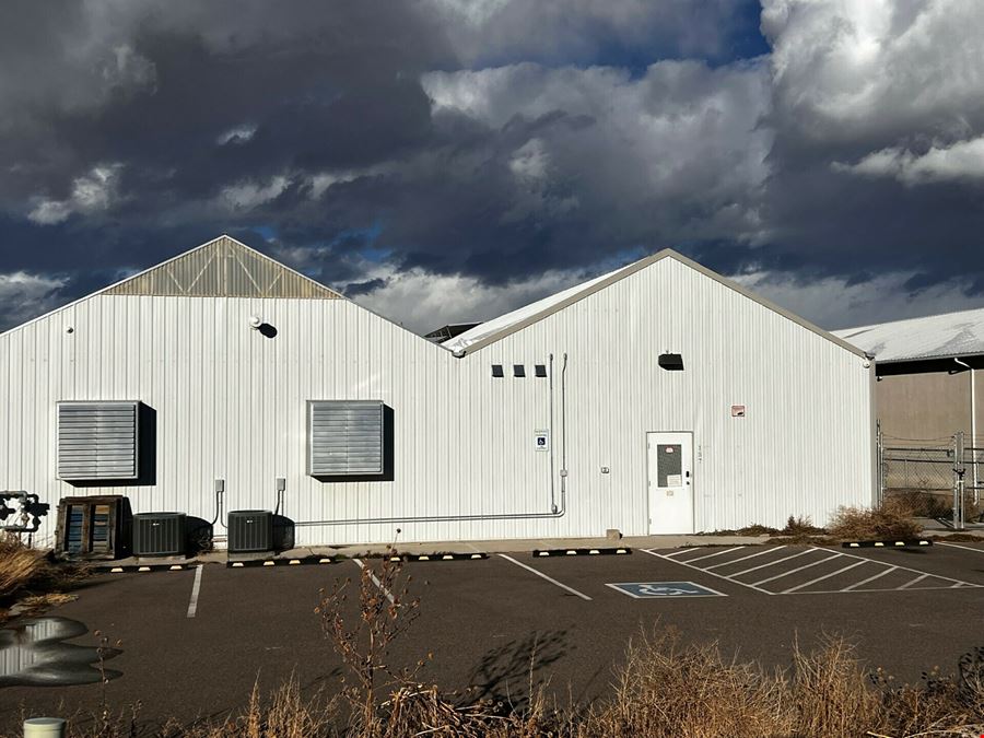 157 E Industrial Blvd