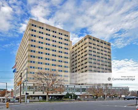 Office space for Rent at Boulder Towers in Tulsa