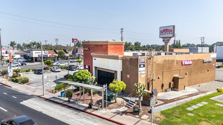 End-Cap Retail Space