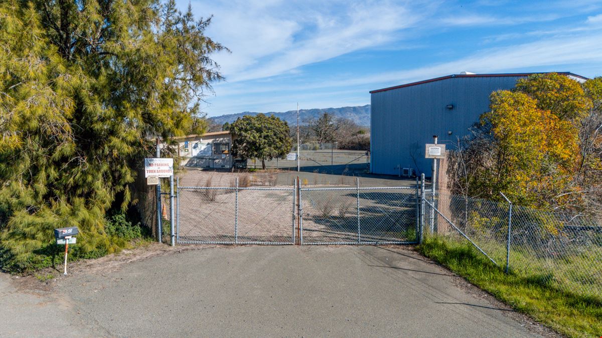 Industrial Property with Yard Space Near Freeway!