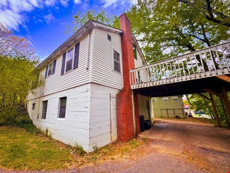 Unassigned space for Sale at 1117 E Wood St in Paris