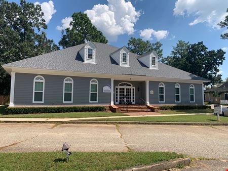 6576 Airport Blvd # B