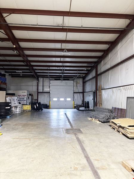 1040-1050 Industrial Parkway 