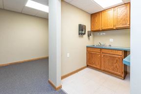 37 Professional Parkway - Medical & Professional Offices