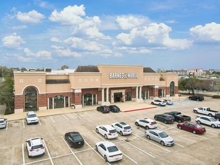 Retail space for Rent at Standalone Big-Box Retail with Interstate Visibility in Baton Rouge