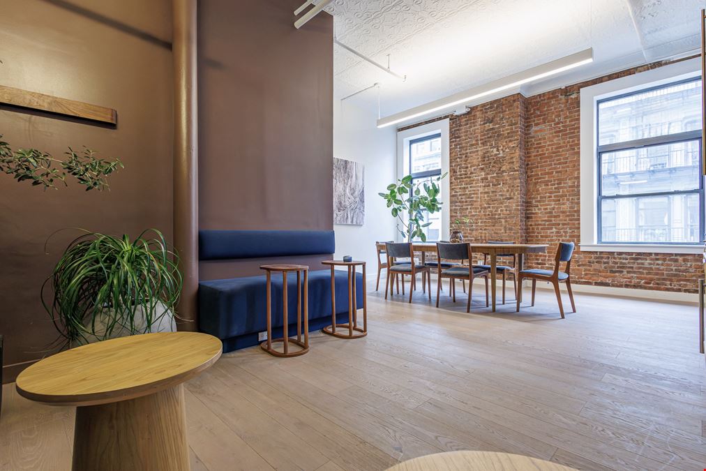 Blue Panda Office Spaces - Broadway Outpost