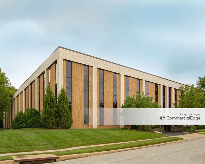 Cloverleaf Office Park - Building 5