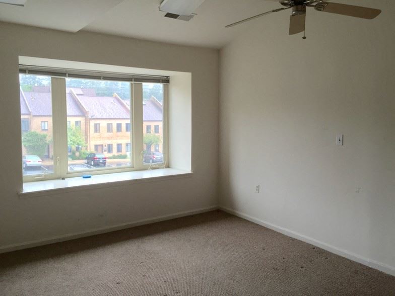 16079 Comprint Cir