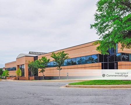 Campbell Corporate Center - 4940 Campbell Blvd