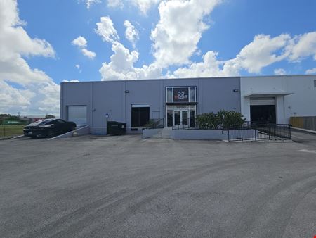 Industrial space for Rent at Doral Decor District Showroom Warehouse in Doral