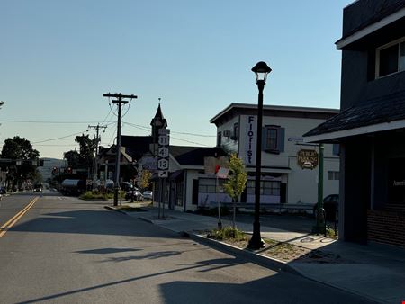Mixed Use Retail Building