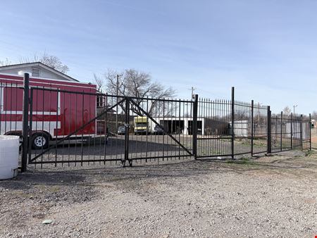 Retail space for Sale at 2140 SW 44TH ST in Oklahoma City
