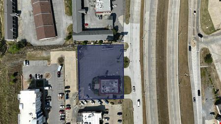 423 S George Nigh Expy