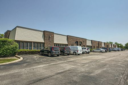 Industrial space for Rent at Courtyard Centre in Palatine