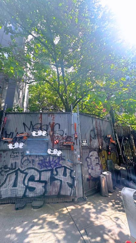 Commercial space at 196 Clifton Pl in Brooklyn