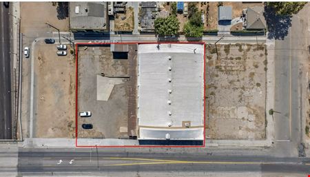 ±15,300 SF Freestanding Industrial Building + Large Yard Area - CA-41 Exposure