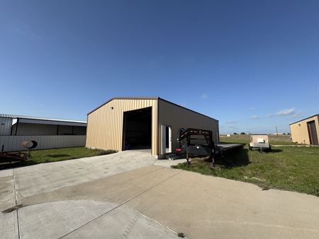 Commercial space at 100 Lr Williams Ct in Jarrell