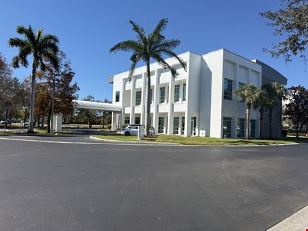 Office space for Rent at DIAMOND RIDGE CENTER in Bonita Springs