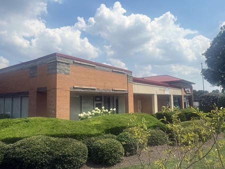 Retail space for Rent at Barrington Rd Retail - Outlot to Kohl's in Schaumburg