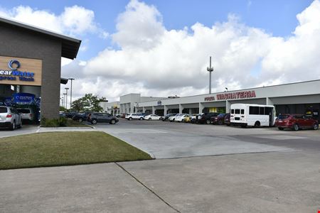 Southview Square Retail Center