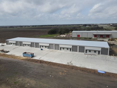 Industrial space for Rent at Brazos Business Center - Woodway in Woodway