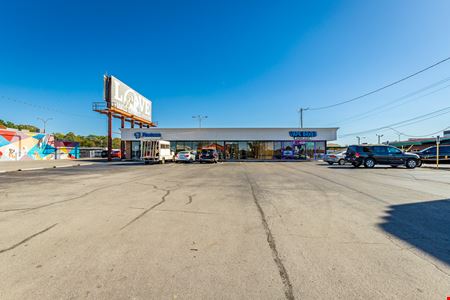 Royal Oaks Plaza