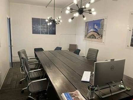 Retail or Office on Elston Avenue Available
