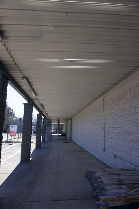 Retail space for Rent at Wallace Crossing Shopping Center in Wallace