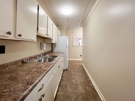 Insulated Industrial Office / Warehouse Near US 90