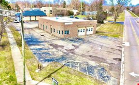 30400 Grand River Ave