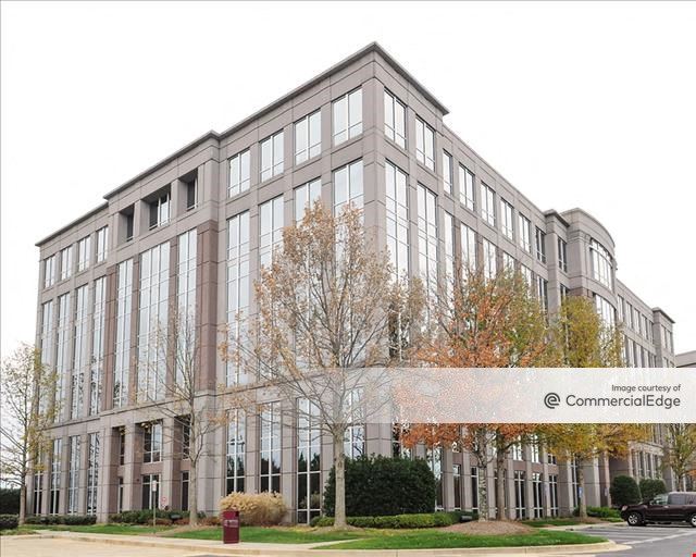 Satellite Place - Building 800