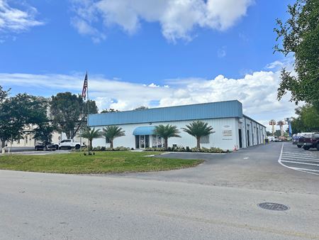 Industrial space for Sale at Industrial Flex Condos Near Naples Airport in Naples