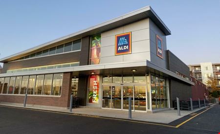 Retail space for Rent at East Jackson Center in Jackson
