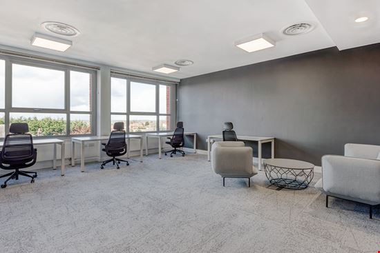 Regus - Knoxville - Hall of Fame Drive