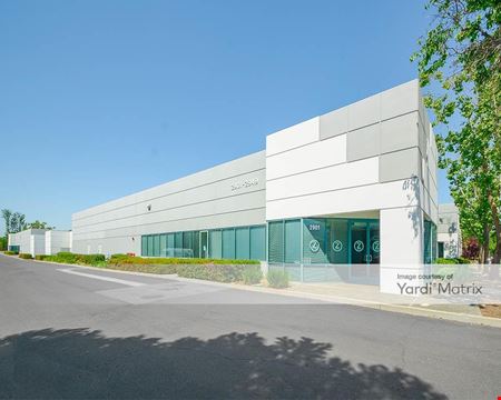 Industrial space for Rent at Bayview Business Center in Fremont
