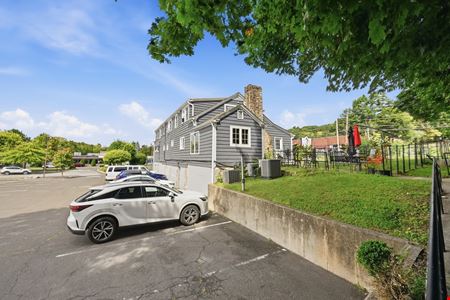 44 Mill Plain Road