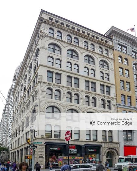 Office space for Rent at Lincoln Building in New York