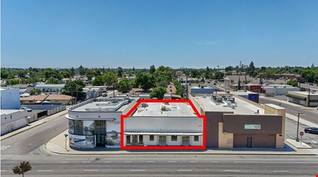 High Exposure Retail Building: 2 Units