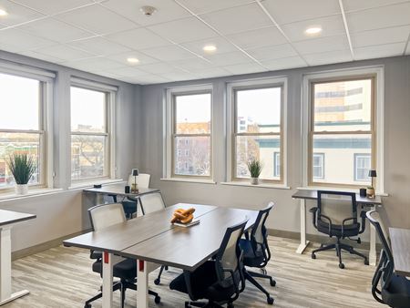 Office space for Rent at Regus - Manchester - 1087 Elm Street in Manchester