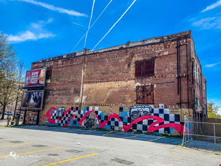 Downtown Atlanta Peachtree Street Building |  ±3,300 SF – ±10,000 SF