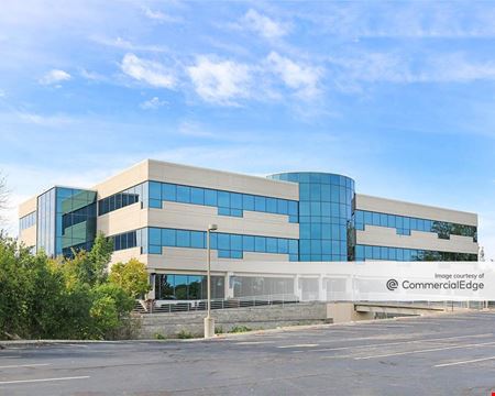 Office space for Rent at Executive Center V in Brookfield