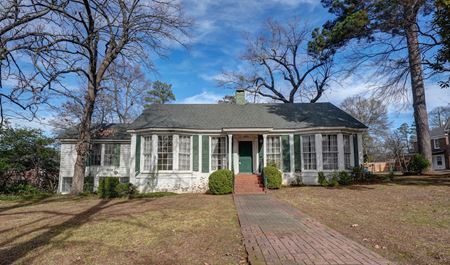 Office space for Sale at Oak Hill Place  Residential House/Commercial Office in Texarkana