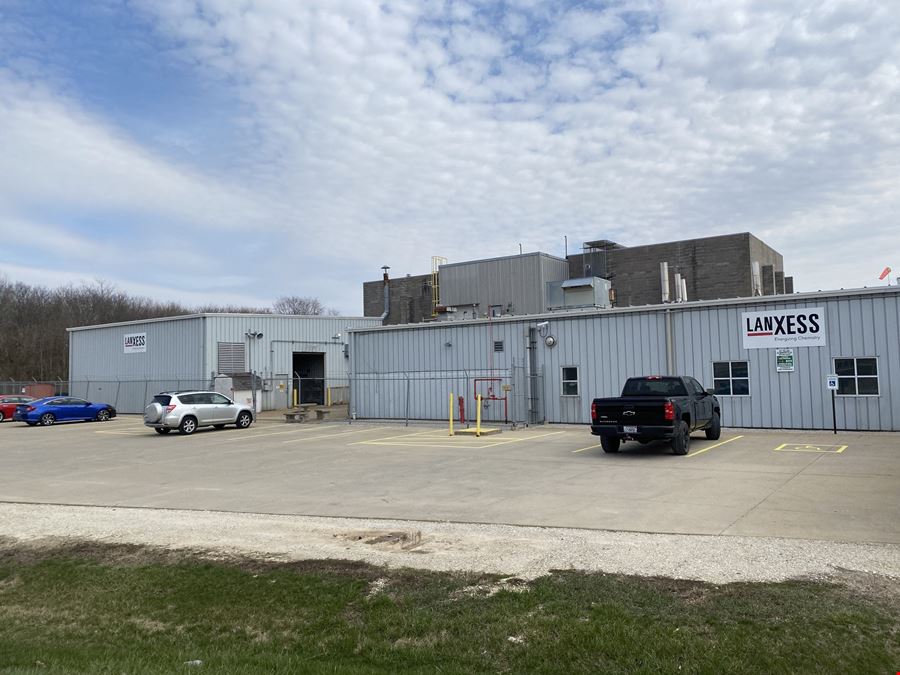 8220 W Us Highway 24