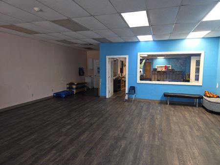 Mixed Use space for Rent at 5820-5834 Lee Road South in Maple Heights