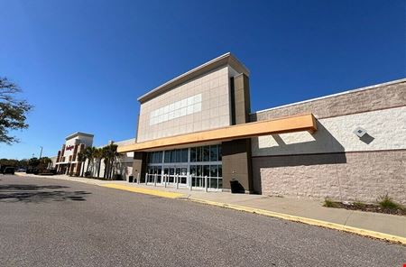 The Piers Shopping Center