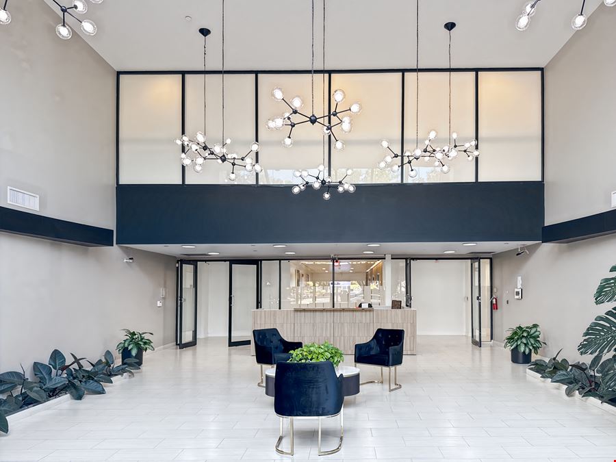 Regus - Doral - 107th Ave